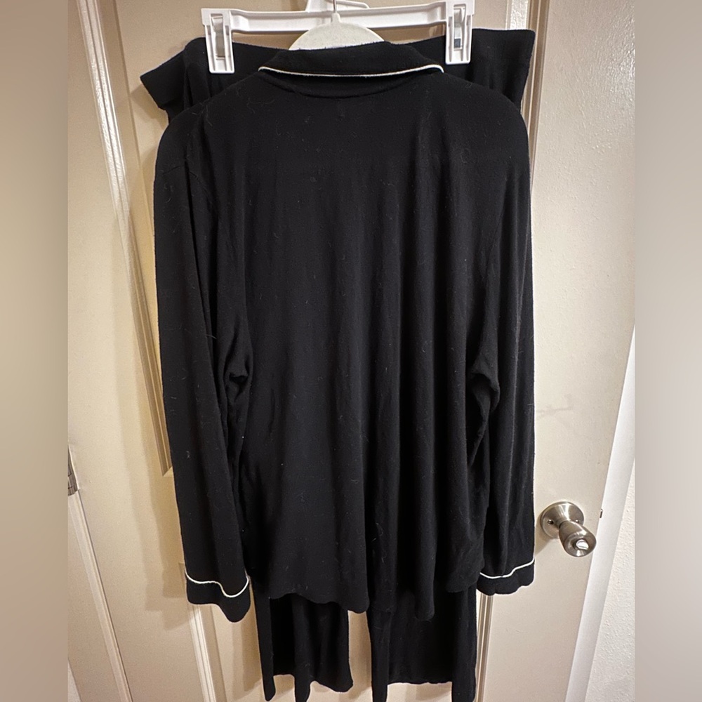 Nordstroms Rack Pajama Set - Picture 3 of 6